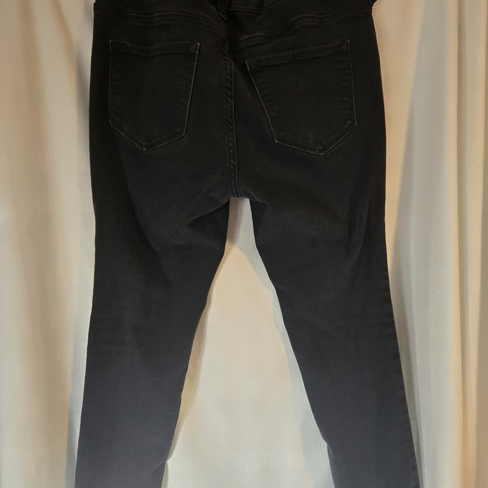 Old Navy Classic Black and Blue Rockstar Maternity Women's Jeans Bundle - Picture 4 of 12